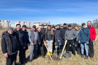 They looked after monuments, planted trees, and made repairs. Belarusian NPP employees took part in the national clean-up day