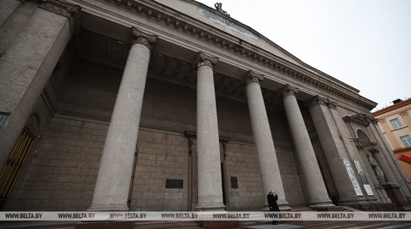 "Мудрость и красота через искусство". В НХМ презентовали проекты журнала "Роднае слова" к Году белорусской женщины