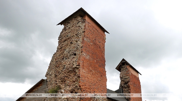 В Беларуси завершился первый этап реставрации Кревского замка. Появится ли тут музей?